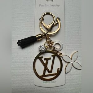 New White Flower Keychain with charms